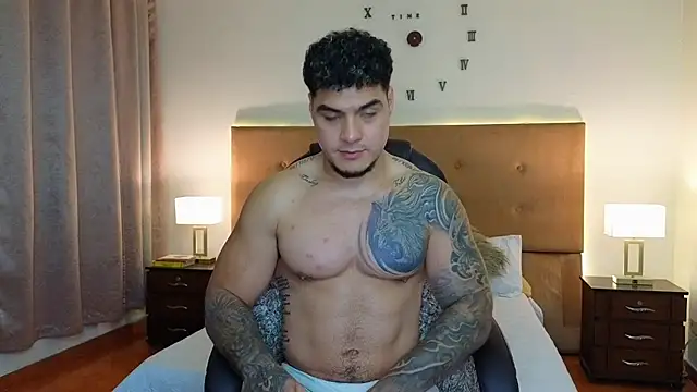 Snapshot of Steven_Velez chatting on 04/21/26, 01:18 Steven Velez online show from 04/21/26, 01:18