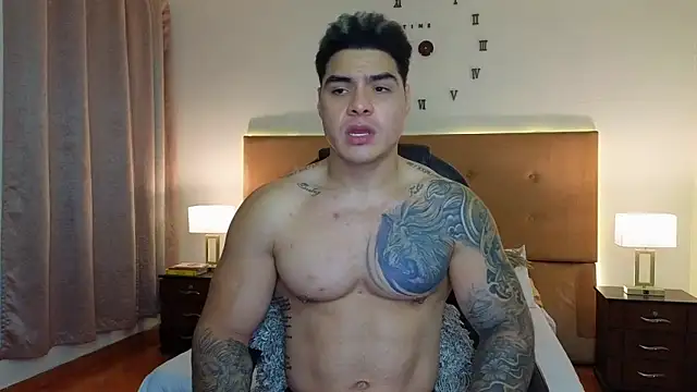 Snapshot of Steven_Velez chatting on 04/25/26, 02:03 Steven Velez online show from 04/25/26, 02:03