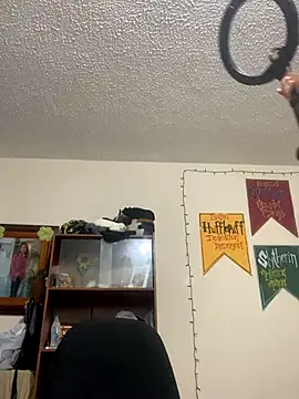 Sallem Pink online show from 10/10/25, 11:53