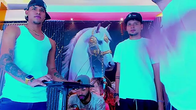 Dominic Max  online show from 09/14/25, 04:44