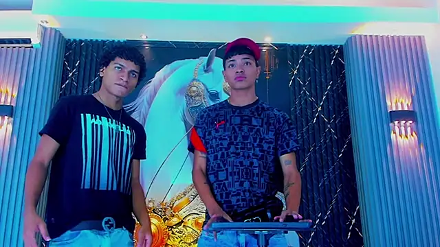 Dominic Max  online show from 09/22/25, 03:52