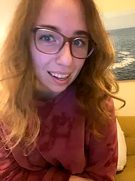 Snapshot of sweetsocalgirl chatting on 11/15/25, 01:25 sweetsocalgirl online show from 11/15/25, 01:25