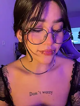 Liz rogers x online show from 03/10/26, 04:06