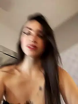 MeganHoffmaan online show from 11/04/25, 07:57