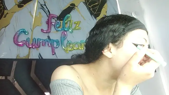 malejahotcs01 online show from 09/23/25, 12:08