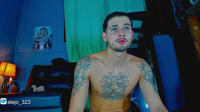 alejo  323   online show from 10/24/25, 02:08