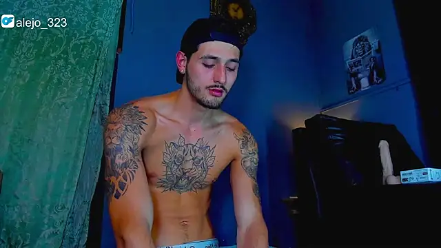 alejo  323   online show from 03/30/26, 03:51