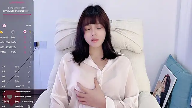 yara hot1 online show from 10/18/25, 11:44