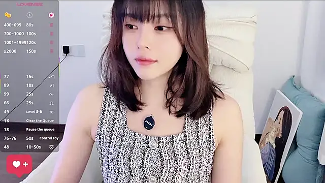 Snapshot of yara_hot1 chatting on 04/24/26, 03:20 yara hot1 online show from 04/24/26, 03:20