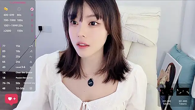 Snapshot of yara_hot1 chatting on 04/25/26, 03:09 yara hot1 online show from 04/25/26, 03:09