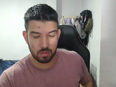 Axel11113 online show from 09/24/25, 04:16