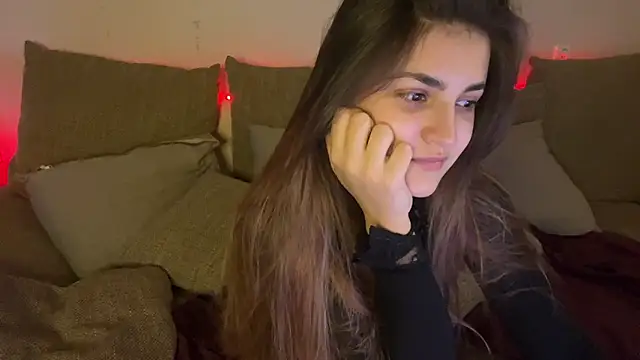 Vivalenti Kiss online show from 12/04/25, 12:36