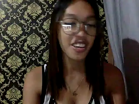 Snapshot of your_wifey chatting on 09/23/25, 09:56 your wifey online show from 09/23/25, 09:56