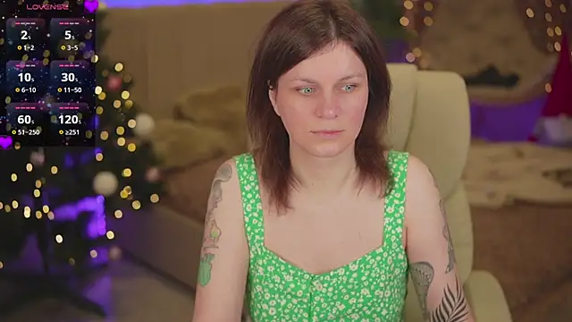 TinaMelt online show from 12/21/25, 07:43