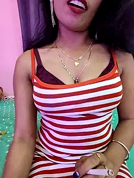 priya 26 online show from 09/18/25, 04:09