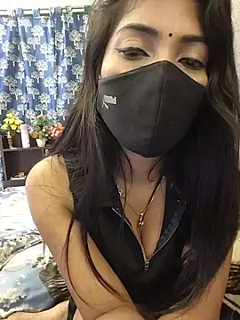 Snapshot of priya_26 chatting on 07/13/26, 11:51 priya 26 online show from 07/13/26, 11:51