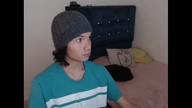 Xoxo Smiles online show from 09/19/25, 03:24