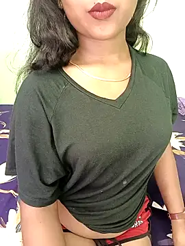 Snapshot of Puja-baby chatting on 09/10/25, 05:02 Puja-baby online show from 09/10/25, 05:02