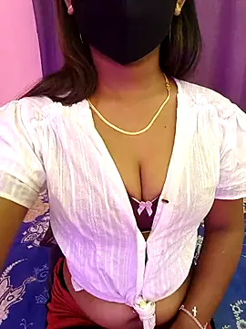 Snapshot of Puja-baby chatting on 10/09/25, 11:52 Puja-baby online show from 10/09/25, 11:52