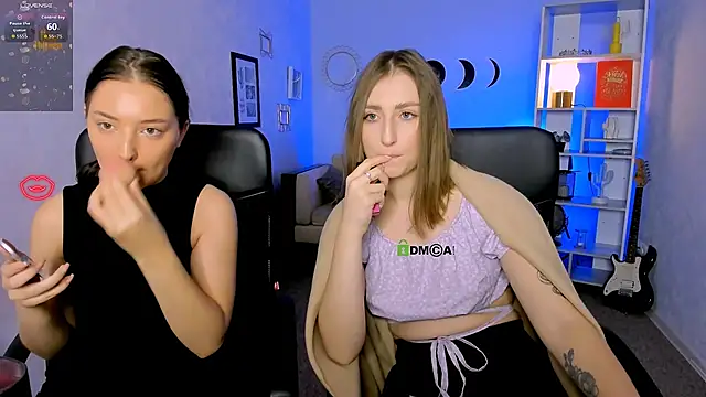 eva smiith  online show from 11/25/25, 07:30