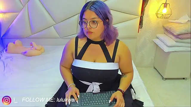 lulukawai16 online show from 10/17/25, 07:05