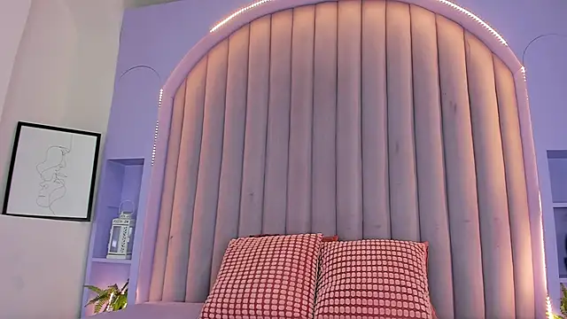 RiriiBrunette   online show from 10/27/25, 07:40