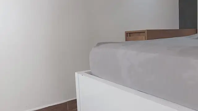 RiriiBrunette   online show from 12/15/25, 09:19