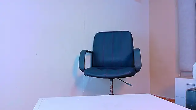 RiriiBrunette   online show from 01/16/26, 08:13