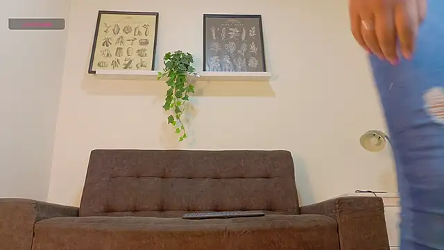 RiriiBrunette   online show from 03/25/26, 07:31