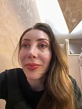 HellaryTourent online show from 05/12/26, 04:15