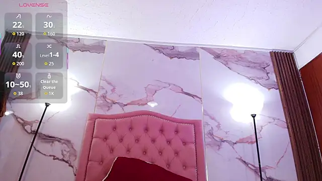 AlyaThompson online show from 10/15/25, 04:01