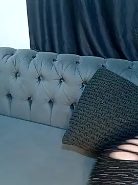 Queen-15 online show from 11/23/25, 05:29