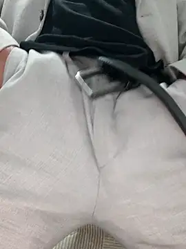 TheTurkishDelightinaSuit online show from 04/20/26, 11:28