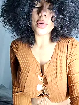 Yerystar online show from 10/20/25, 02:01