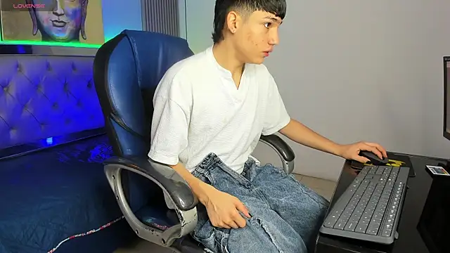 SamBlack  online show from 07/07/26, 12:53