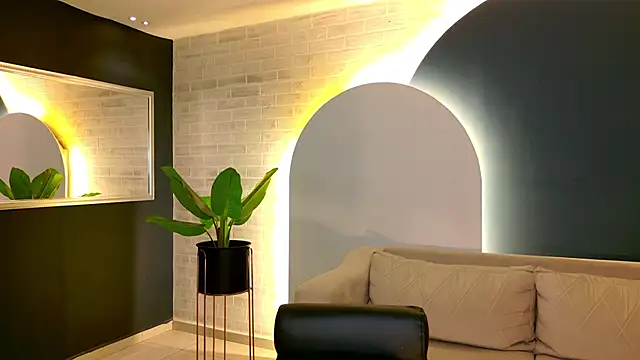 AgathaKondo  online show from 11/05/25, 07:14