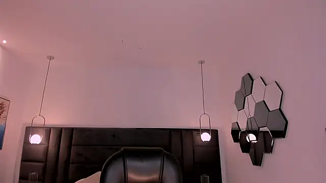 AgathaKondo  online show from 04/15/26, 08:53