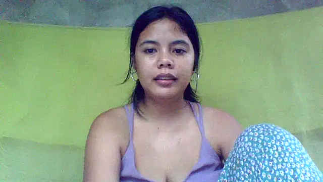 sweet heaven00 online show from 10/18/25, 01:30