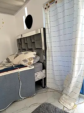 Terra-22cm online show from 10/26/25, 05:41