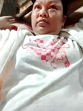 MaySweetb online show from 11/18/25, 01:44