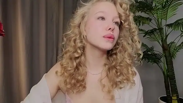 emilyshepar d online show from 12/04/25, 02:54