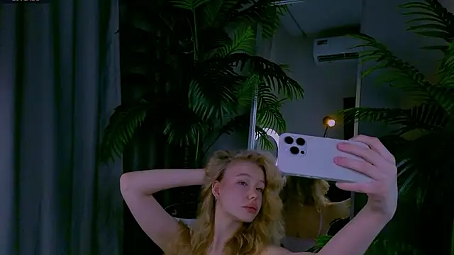 emilyshepar d online show from 03/18/26, 03:20