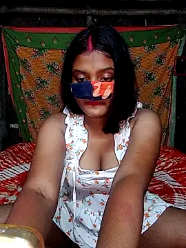 RAYI Queen 4 online show from 10/08/25, 04:15