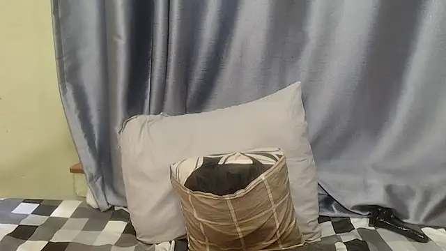 HornyEbony4u online show from 02/04/26, 03:51