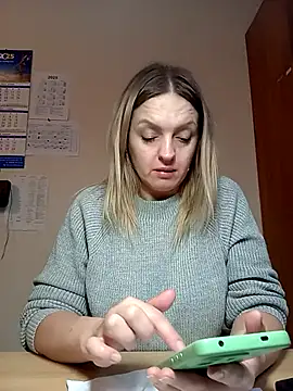 Ami Foxy online show from 11/24/25, 09:31