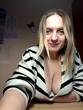 Ami Foxy online show from 01/06/26, 11:58