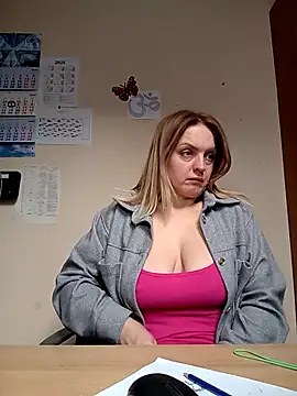 Ami Foxy online show from 02/05/26, 11:37