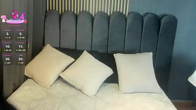 Gina 77 online show from 09/16/25, 12:06