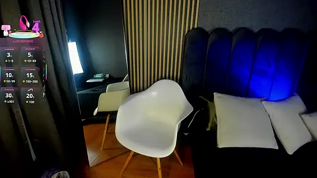 Gina 77 online show from 10/29/25, 12:07