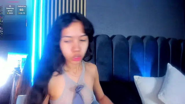 Gina 77 online show from 11/13/25, 12:26